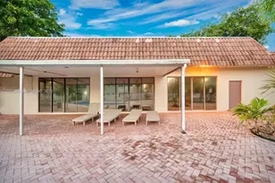 3777 NW 78th Ave, Davie, FL 33024 - Photo 3