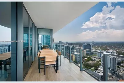 88 SW 7th St #2712, Miami, FL 33130 - Photo 11