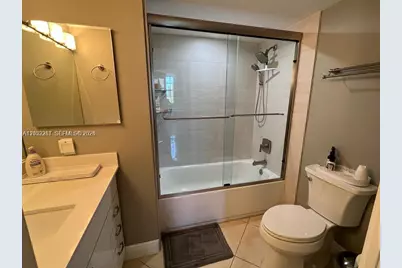 19901 E Country Club Dr #2505, Aventura, FL 33180 - Photo 15