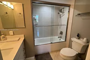 19901 E Country Club Dr, Aventura, FL 33180 - Photo 15