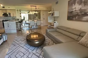 19901 E Country Club Dr, Aventura, FL 33180 - Photo 3