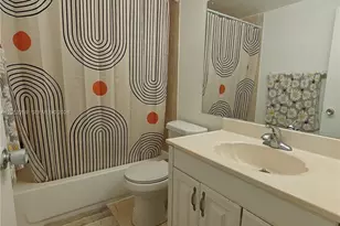 825 Brickell Bay Dr, Miami, FL 33131 - Photo 23
