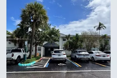 7925 West Dr #12, North Bay Village, FL 33141 - Photo 1
