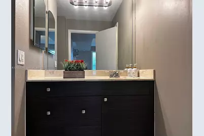 6700 Cypress Rd #111, Plantation, FL 33317 - Photo 7