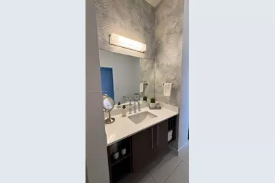 7875 NW 107th Ave #812, Doral, FL 33178 - Photo 17