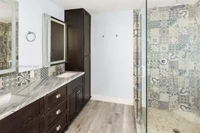 583 W 49th St, Miami Beach, FL 33140 - Photo 9