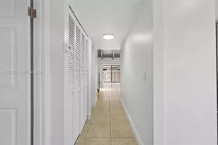 2112 SW 81st Way, Davie, FL 33324 - Photo 29