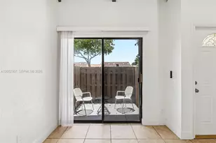 2112 SW 81st Way, Davie, FL 33324 - Photo 9