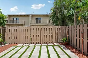 2112 SW 81st Way, Davie, FL 33324 - Photo 51
