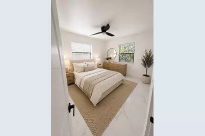1933 Washington St #1935, Hollywood, FL 33020 - Photo 5