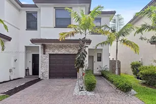 25545 SW 109th Ave, Homestead, FL 33032 - Photo 1
