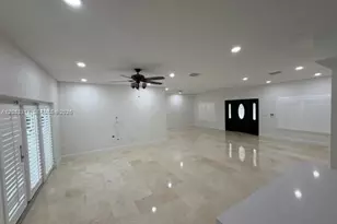 10425 SW 62nd St, Miami, FL 33173 - Photo 3