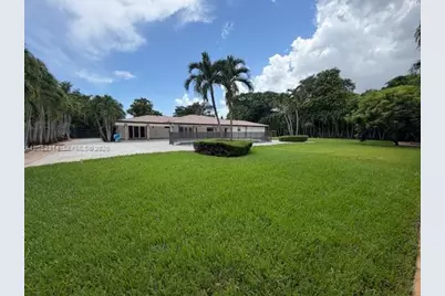 10425 SW 62nd St #0, Miami, FL 33173 - Photo 5