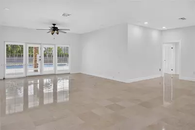 10425 SW 62nd St #0, Miami, FL 33173 - Photo 7