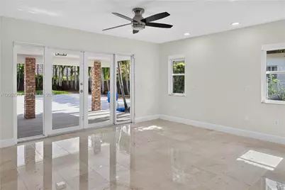 10425 SW 62nd St #0, Miami, FL 33173 - Photo 13