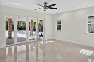 10425 SW 62nd St, Miami, FL 33173 - Photo 13