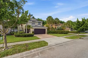 15799 NW 4th St, Pembroke Pines, FL 33028 - Photo 3