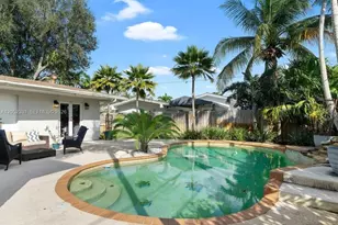 8870 SW 86th St, Miami, FL 33173 - Photo 13