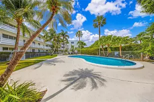 1631 NE 114th St, Miami, FL 33181 - Photo 29