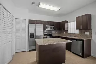 1668 SE 30th St, Homestead, FL 33035 - Photo 11