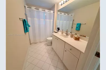 7735 Yardley Dr #101, Tamarac, FL 33321 - Photo 17