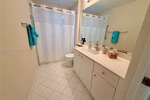 7735 Yardley Dr, Tamarac, FL 33321 - Photo 17
