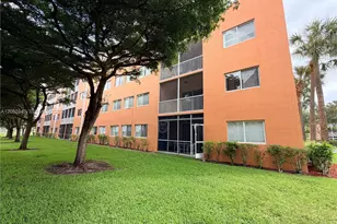7735 Yardley Dr, Tamarac, FL 33321 - Photo 21