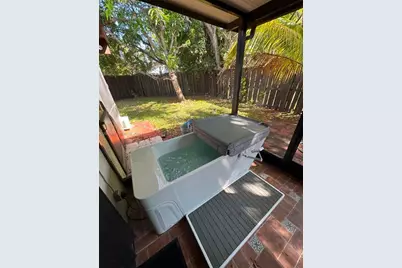 1470 Flamingo Ct, Pembroke Pines, FL 33026 - Photo 17