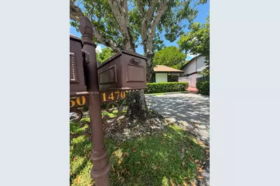 1470 Flamingo Ct, Pembroke Pines, FL 33026 - Photo 3
