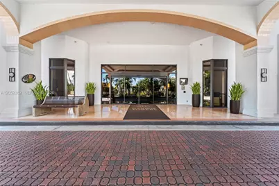 3598 Yacht Club Dr #601+DEN, Aventura, FL 33180 - Photo 45