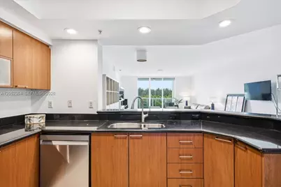 14951 Royal Oaks Ln #402, North Miami, FL 33181 - Photo 3