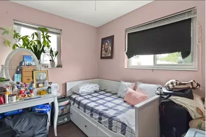 11241 SW 177th St, Miami, FL 33157 - Photo 9