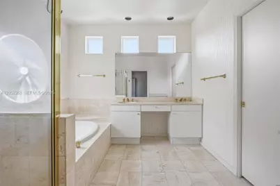 3722 NE 208th Ter, Aventura, FL 33180 - Photo 19