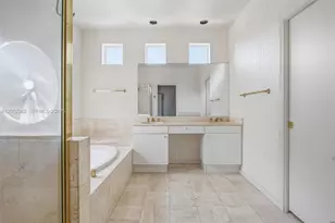 3722 NE 208th Terrace, Aventura, FL 33180 - Photo 19