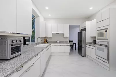 3722 NE 208th Ter, Aventura, FL 33180 - Photo 9