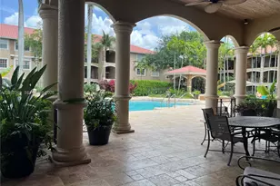215 SW 117th Terrace, Pembroke Pines, FL 33025 - Photo 9