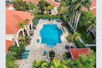 215 SW 117th Ter #14103, Pembroke Pines, FL 33025 - Photo 11