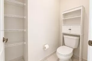 1030 NE 37th Ave, Homestead, FL 33033 - Photo 19