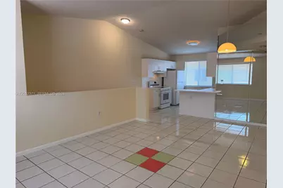 8019 Lake Dr #202, Doral, FL 33166 - Photo 5