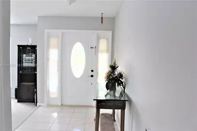 7480 NW 37th Ct, Lauderhill, FL 33319 - Photo 3