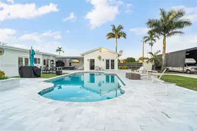 35220 SW 213th Ave, Homestead, FL 33034 - Photo 13