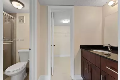 430 Commodore Dr #310, Plantation, FL 33325 - Photo 21