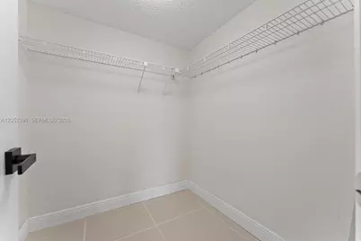 430 Commodore Dr #310, Plantation, FL 33325 - Photo 25