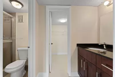 430 Commodore Dr #310, Plantation, FL 33325 - Photo 23