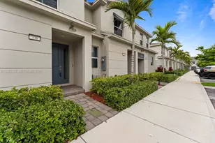 336 NW 8th Ct, Pompano Beach, FL 33060 - Photo 1