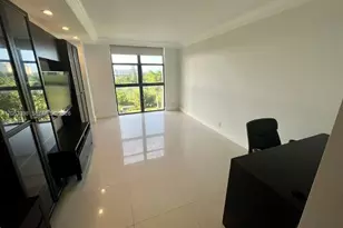 1000 Quayside Terrace, Miami, FL 33138 - Photo 9