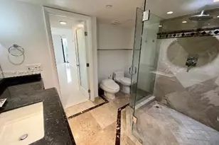 1000 Quayside Terrace, Miami, FL 33138 - Photo 19