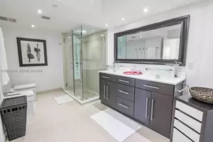 1717 N Bayshore Dr, Miami, FL 33132 - Photo 13
