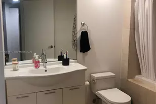 475 Brickell Ave, Miami, FL 33131 - Photo 13