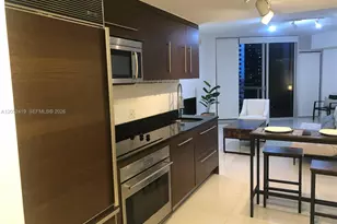 475 Brickell Ave, Miami, FL 33131 - Photo 13